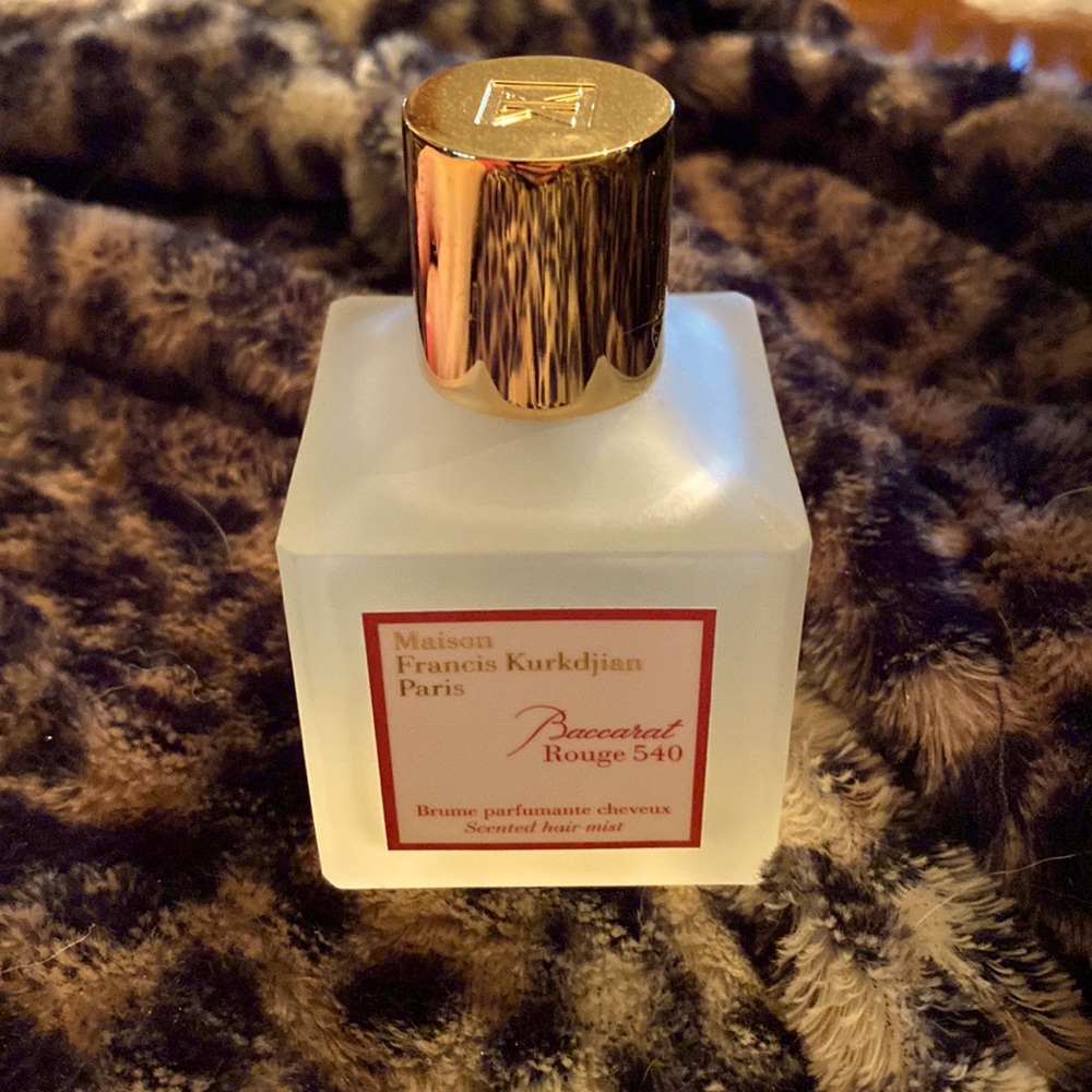 Authentic Baccarat rouge 540 hair mist.